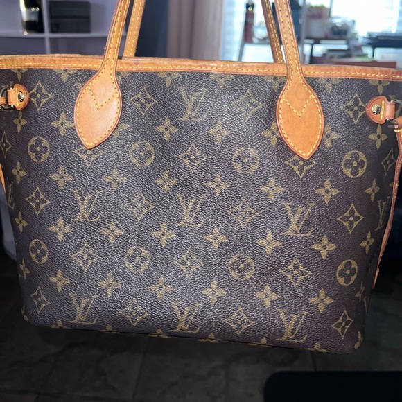 Authentic LV PM neverfull - Picture 2 of 12